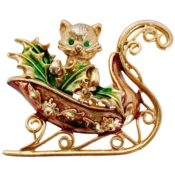 Vintage Christmas Cat Sleigh Brooch Gold Tone Enamel Rhinestone 1980s Whimsical - Picture 1 of 11